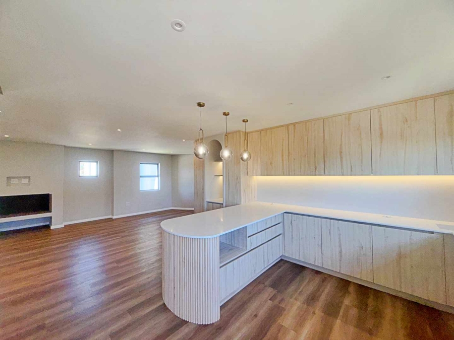 3 Bedroom Property for Sale in Country Club Western Cape